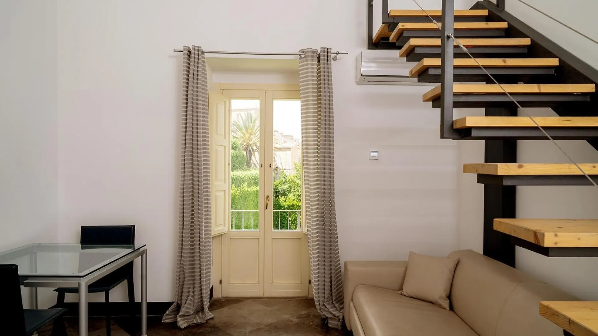 **** Hotel Villa Del Lauro Ragusa Włochy